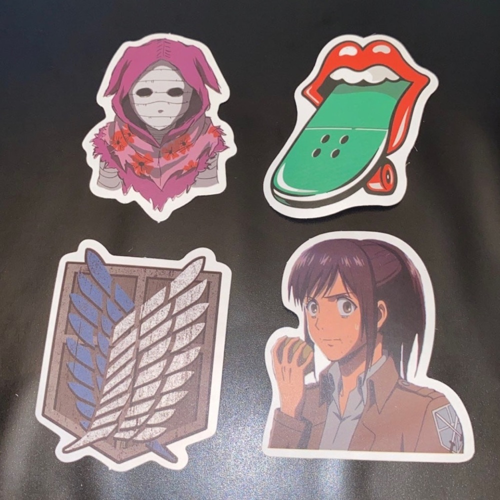 (4) Decal Stickers 2x Attack On Titans 3. Overlord  4. Skate mouth Roshi anime